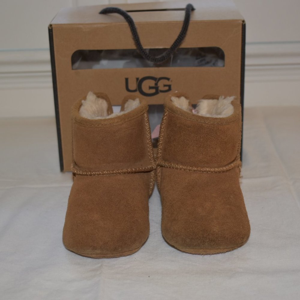UGG Baby Jesse Bow Size 4/5